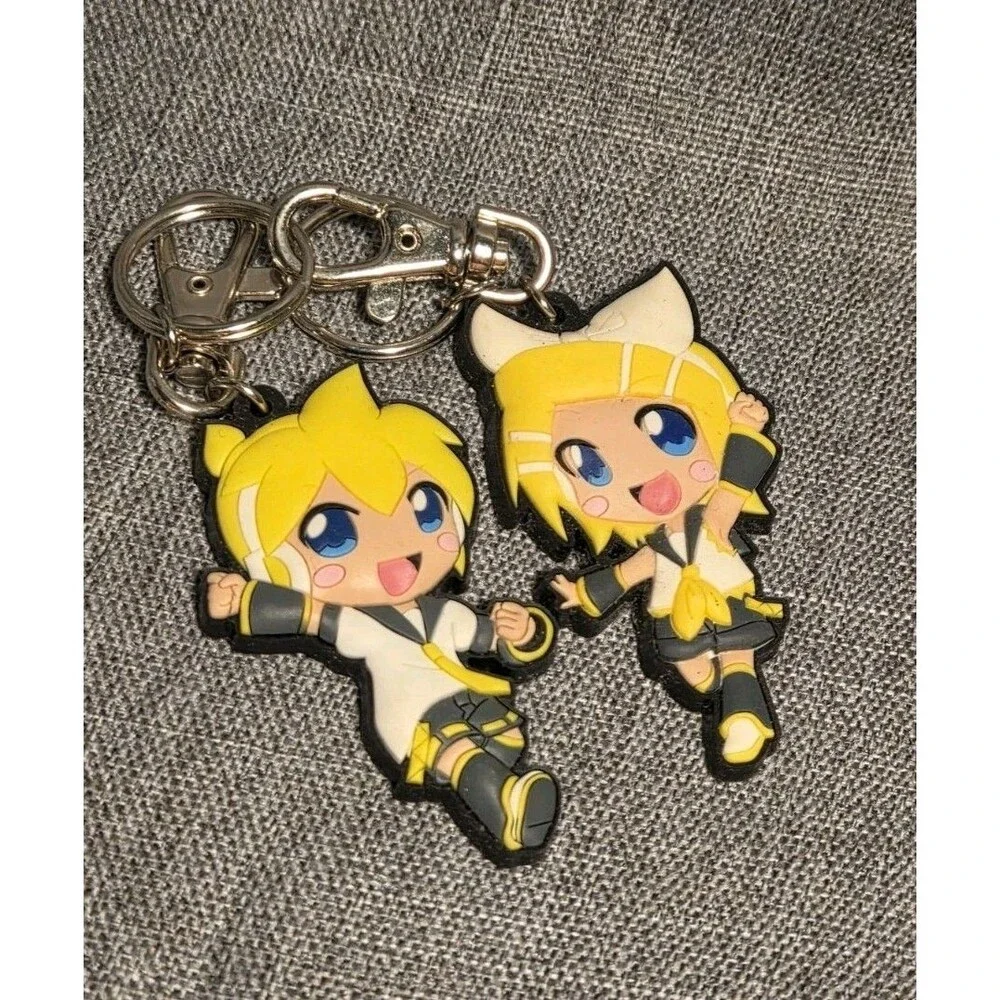 Hatsune Miku - Kagamine Rin Len Vocaloid Plastic Keychain Set